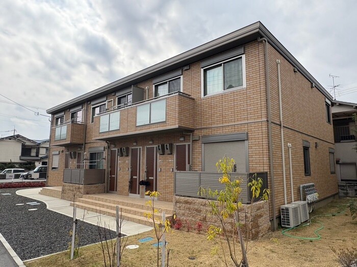 N-VILLAGEたかみの物件外観写真