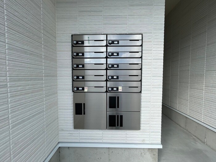 リッチライフ駒ヶ林２の物件外観写真