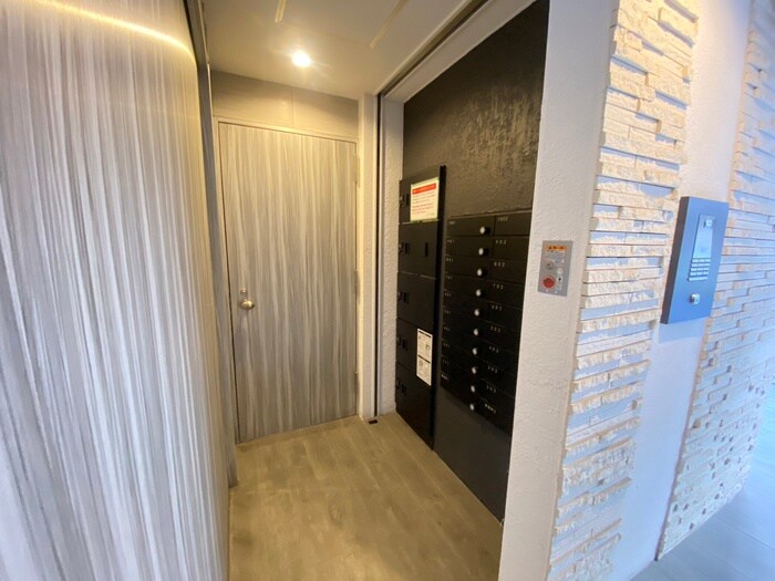 M:COURT靱公園の物件外観写真