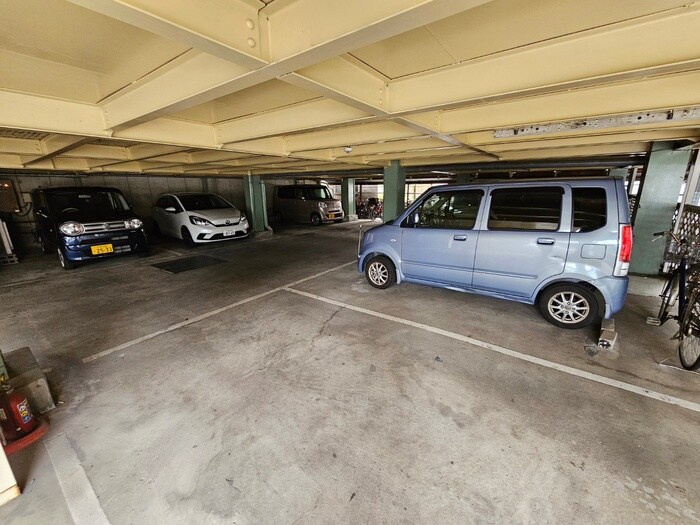 ｻﾝﾋﾟｱﾊｲﾂⅠの物件外観写真