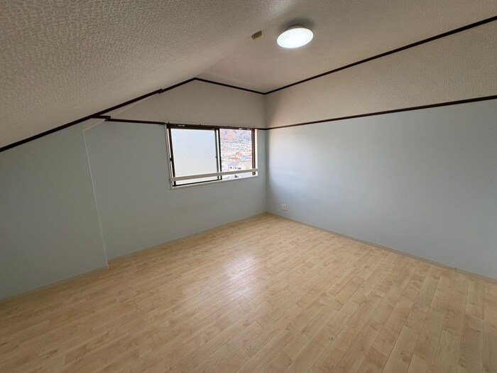 ｻﾝﾋﾟｱﾊｲﾂⅠの物件内観写真