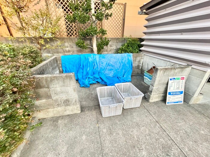 マンション雅２の物件外観写真