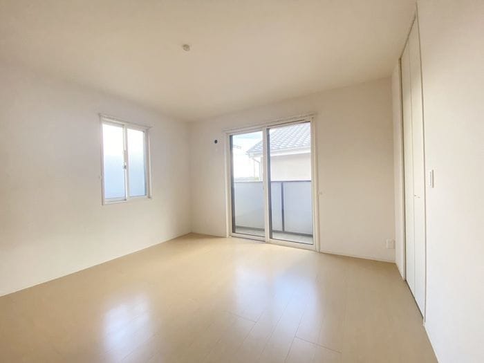 ロイヤルコントラーダの物件内観写真