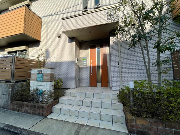 エルメゾン太秦安井の物件外観写真