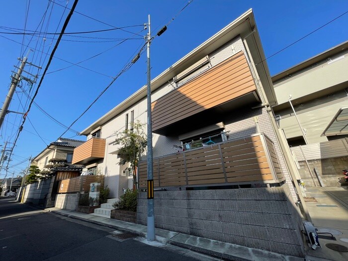 エルメゾン太秦安井の物件外観写真