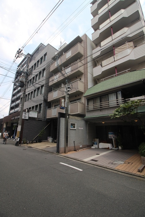 オクトピア御池の物件外観写真