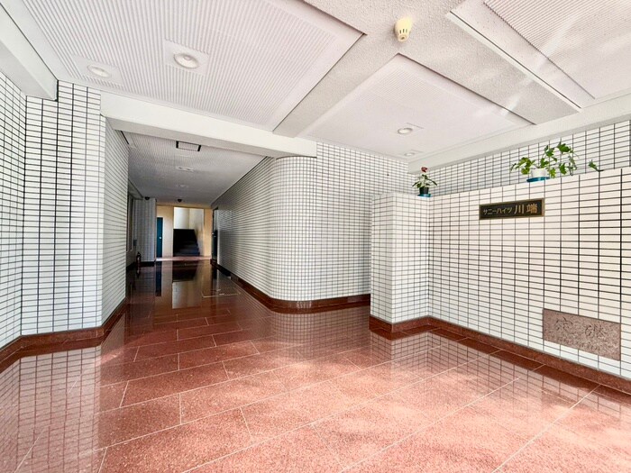 サニーハイツ川端の物件外観写真