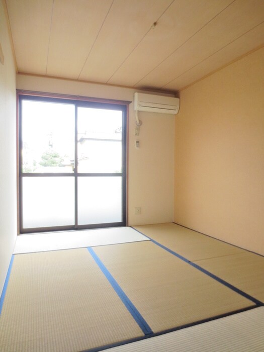 クレ－ル嵯峨の物件内観写真