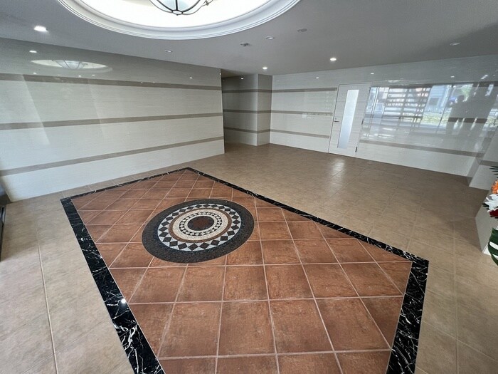 Airport Front ASDの物件外観写真