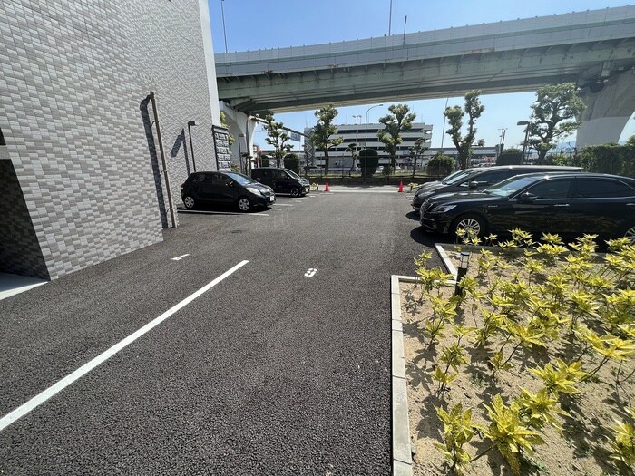 Airport Front ASDの物件外観写真