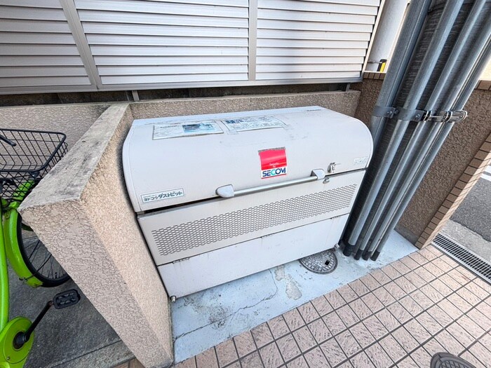 ラ･ファミリア山坂の物件外観写真