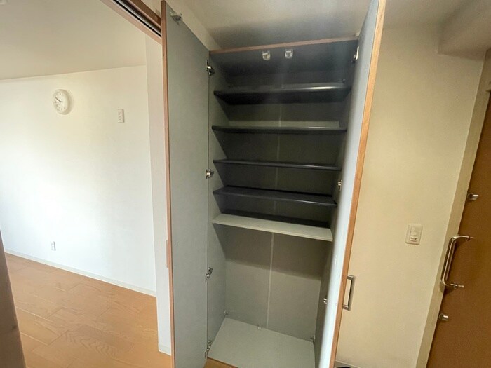 ラ･ファミリア山坂の物件内観写真