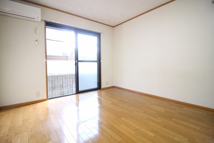 メゾン小百合園の物件内観写真