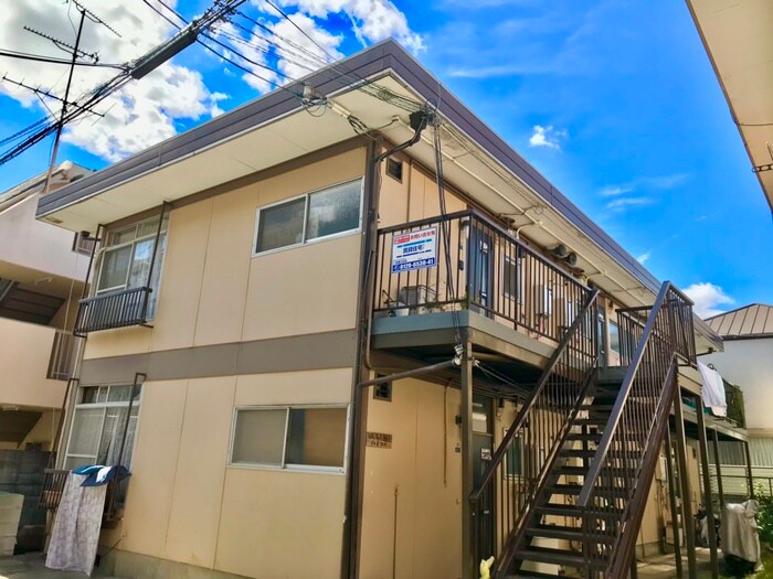 めぐみハイツ南棟の物件外観写真