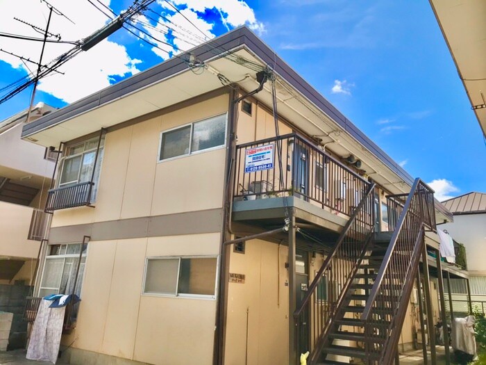 めぐみハイツ南棟の物件外観写真