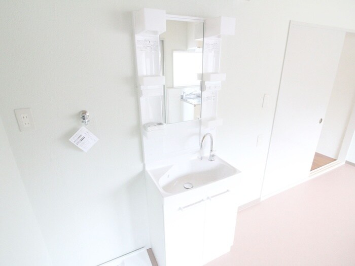 めぐみハイツ南棟の物件内観写真