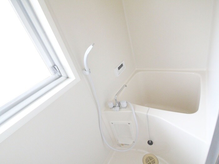 めぐみハイツ南棟の物件内観写真