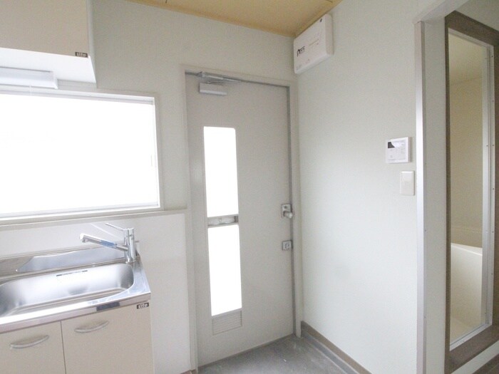 めぐみハイツ南棟の物件内観写真