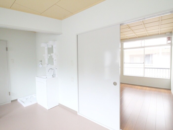 めぐみハイツ南棟の物件内観写真