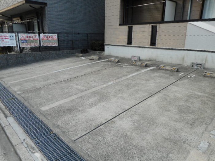 シュテルン星田の物件外観写真