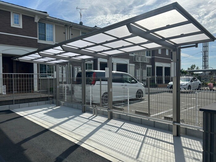 プティ・パレの物件外観写真