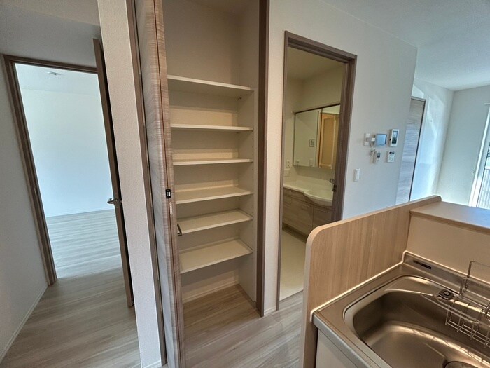 プティ・パレの物件内観写真