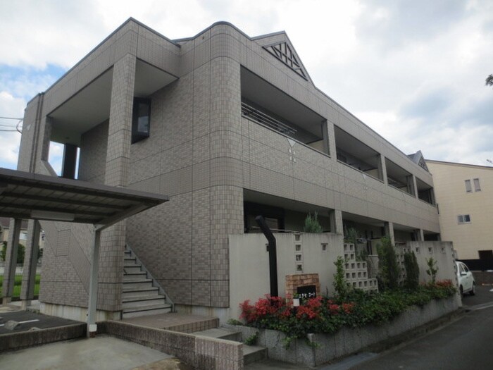 エクセコ－トの物件外観写真