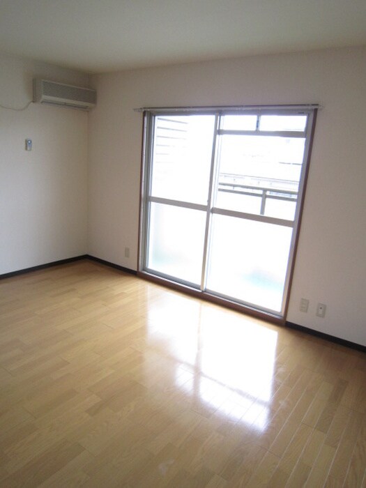 川端ハイツの物件内観写真