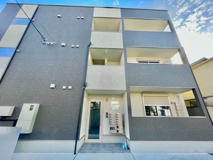 グレイスキューブの物件外観写真