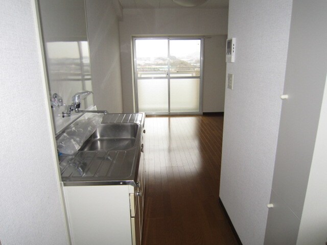 サニーパレス神陵台の物件内観写真