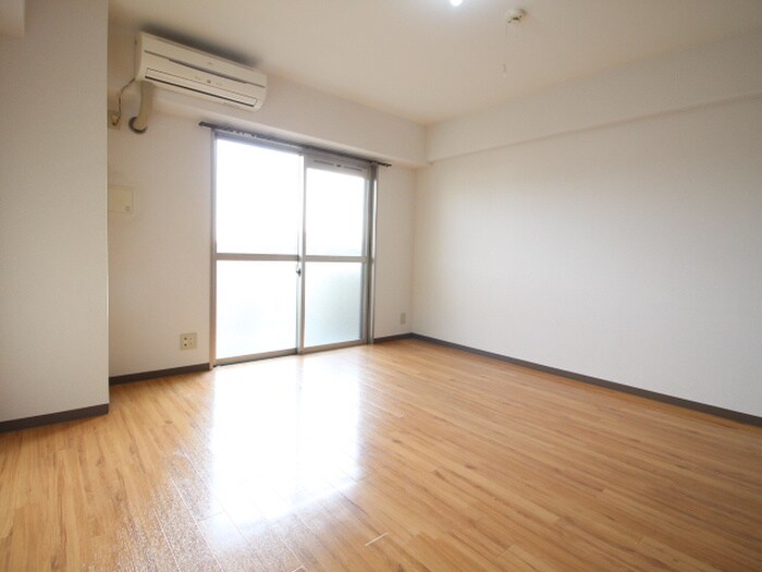 スト－クハウスの物件内観写真