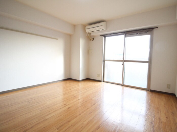 スト－クハウスの物件内観写真