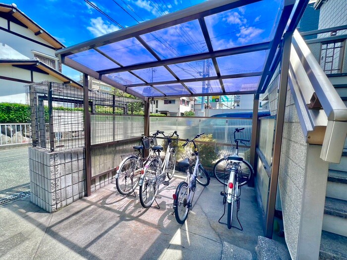 メゾン・ド・エムシステムの物件外観写真