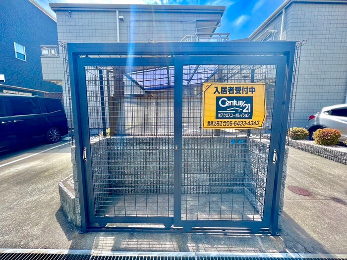 メゾン・ド・エムシステムの物件外観写真