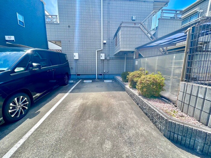 メゾン・ド・エムシステムの物件外観写真