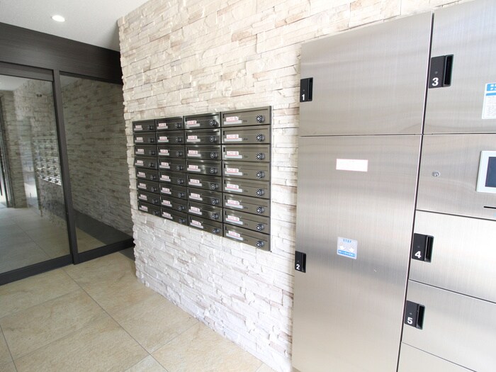 アンリ北詰の物件外観写真