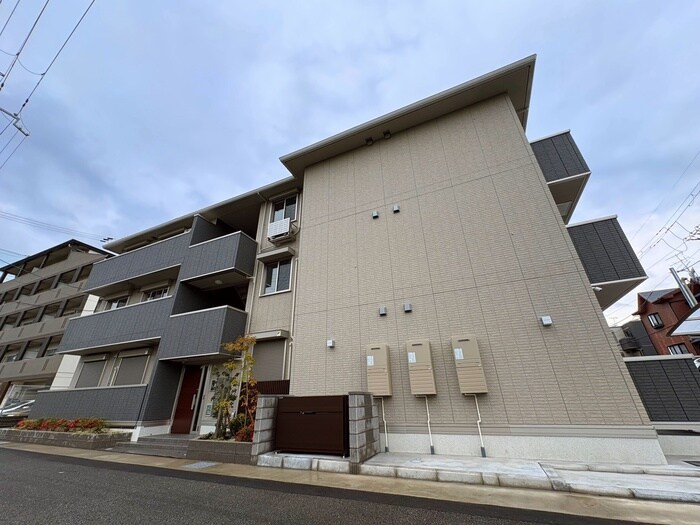 GRAMM桂北滝川C棟の物件外観写真