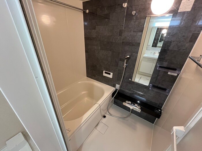 GRAMM桂北滝川C棟の物件内観写真