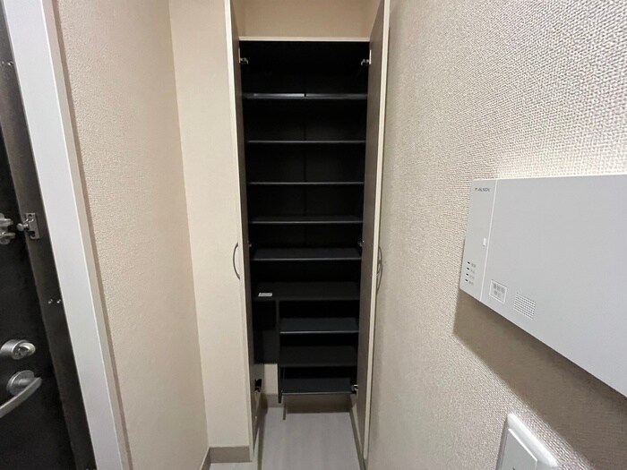 GRAMM桂北滝川C棟の物件内観写真