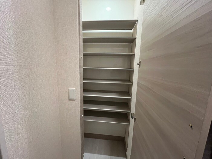 GRAMM桂北滝川C棟の物件内観写真