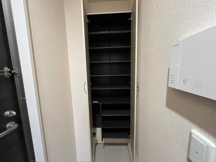 GRAMM桂北滝川C棟の物件内観写真