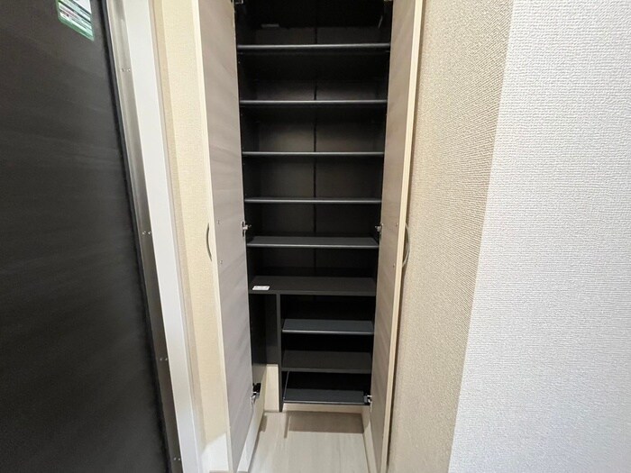 GRAMM桂北滝川C棟の物件内観写真