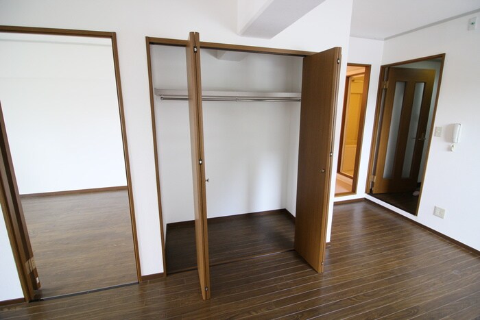 グリースシャトー桃山台の物件内観写真