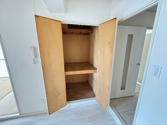 グリースシャトー桃山台の物件内観写真