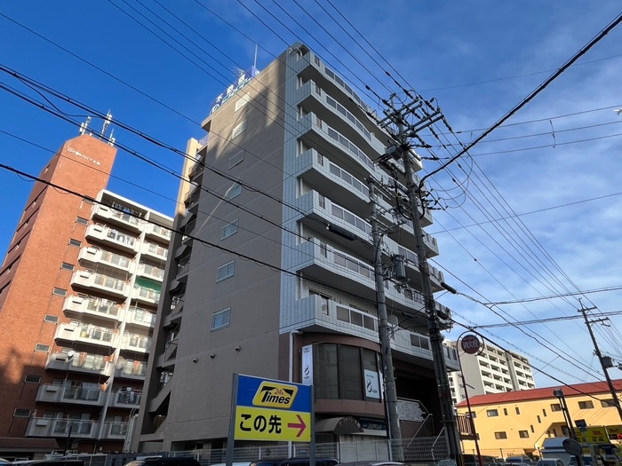 ラ・フォーレ八尾の物件外観写真