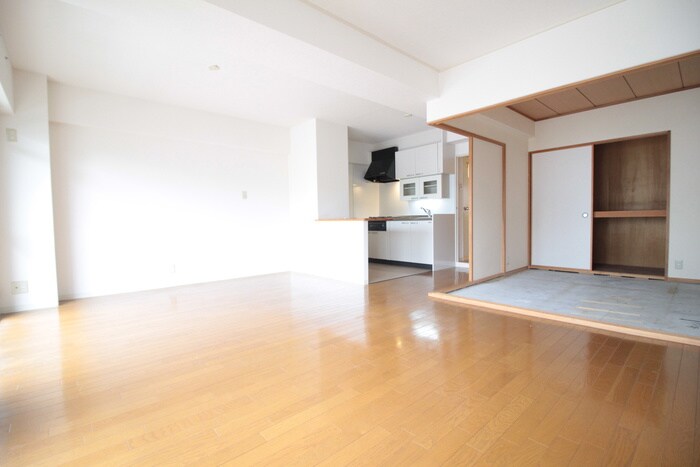 エムグランツ弐番館の物件内観写真
