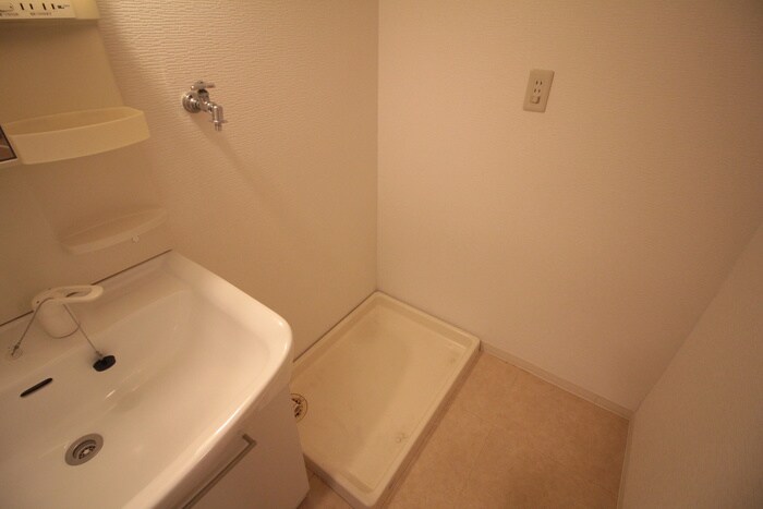 エムグランツ弐番館の物件内観写真