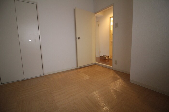 エムグランツ弐番館の物件内観写真