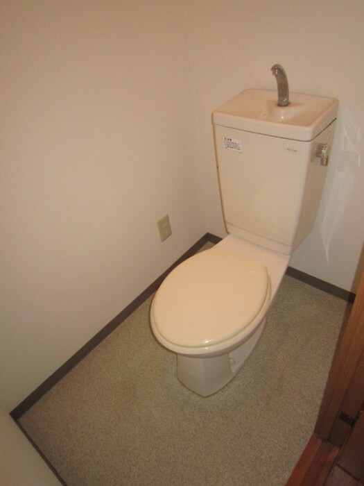 ﾌﾟﾚｻﾝｽ梅田西の物件内観写真