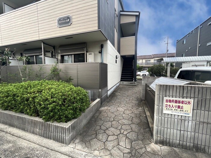 フジパレス丸高の物件外観写真